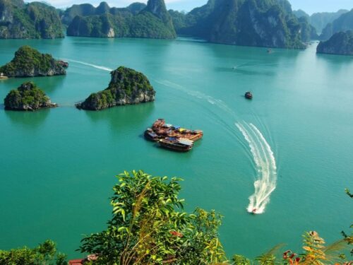 97j6 Halong Bay 1