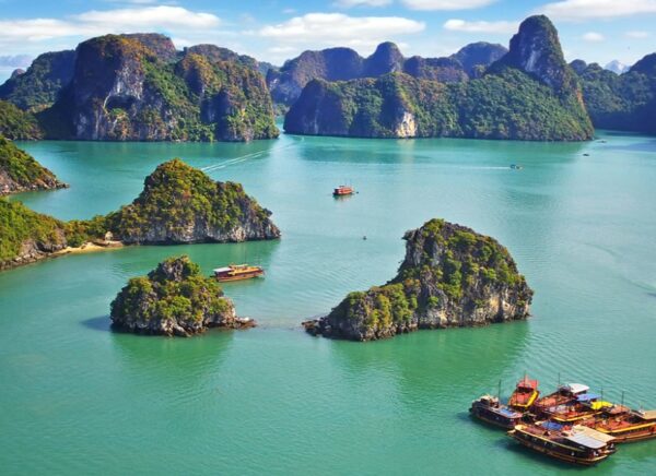 Lq9l Halong Bay 2